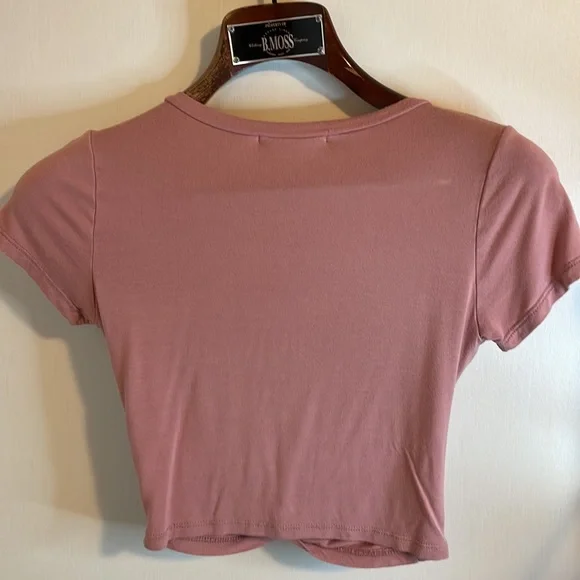 Crop top Euc - Picture 3 of 3